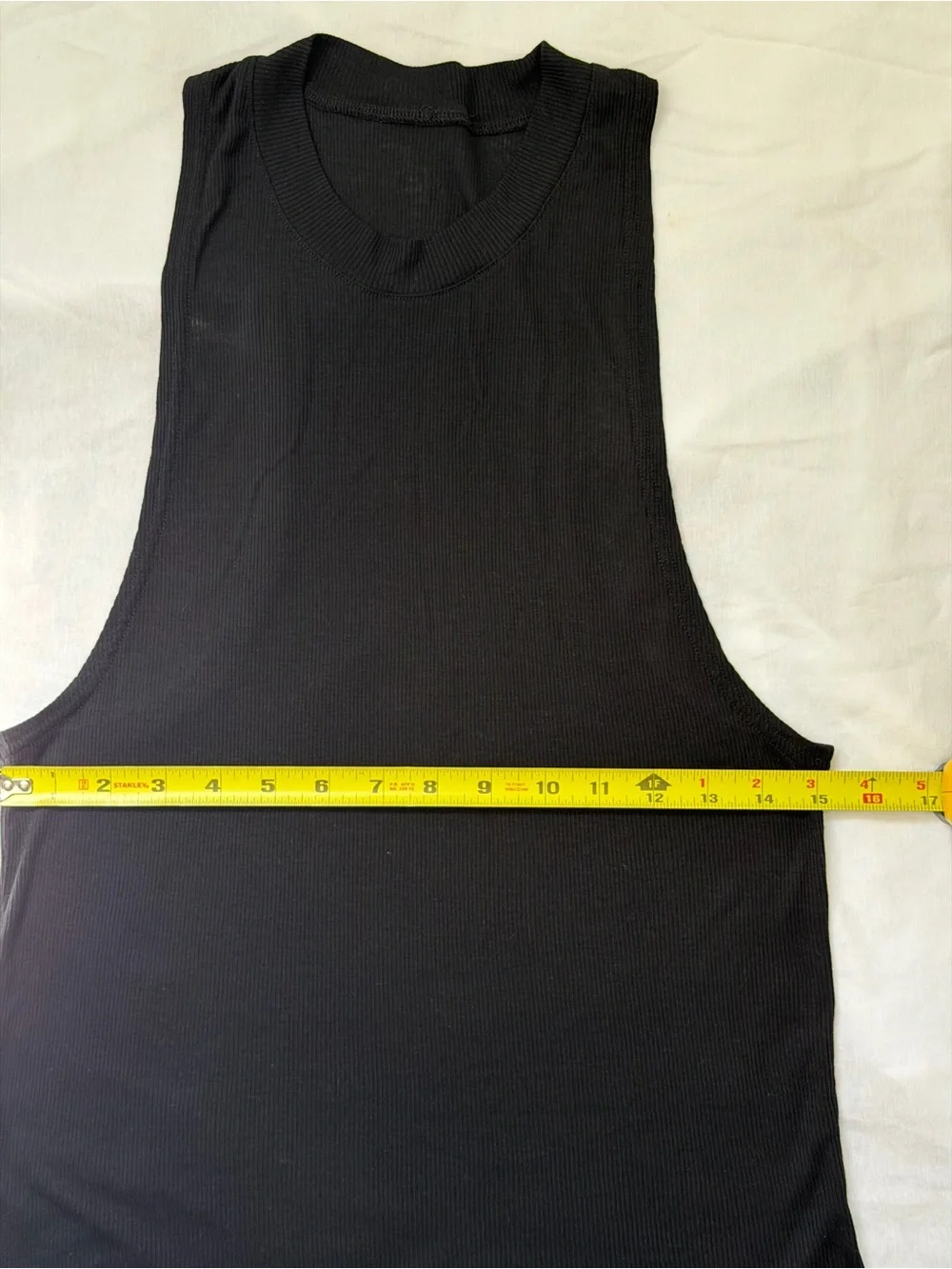 Alo Yoga Black Ribbed Sleeveless Tank Top (S/M)